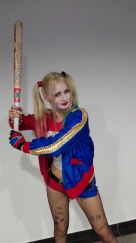 Fakon 2016 Harley Quinn cosplay